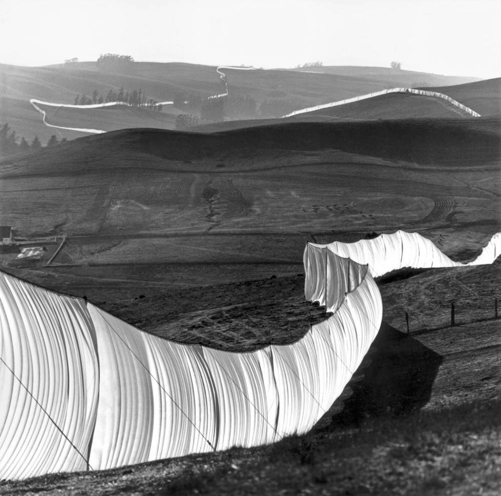 Christo and Jeanne-Claude  Running Fence, Sonoma and Marin Counties, California, 1972-76